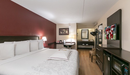 Habitación Premium, 1 cama de matrimonio grande (Upgraded Bedding & Snack, Smoke Free)