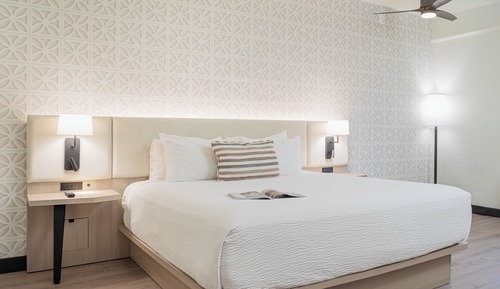 Habitación clásica, 1 cama de matrimonio grande, balcón