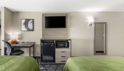 Habitación estándar doble, 2 camas dobles, fumadores