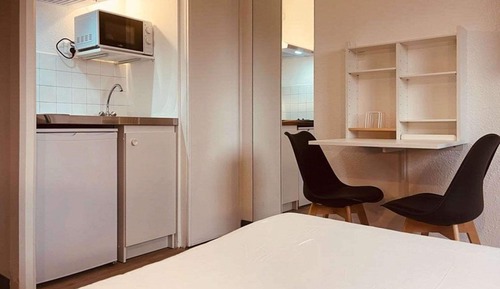 Twin studio, 2 single beds, non-smoking
