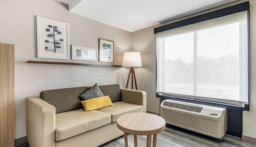 Suite estudio, 2 camas de matrimonio, no fumadores