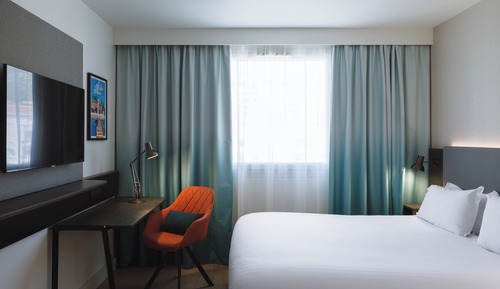 Suite, 1 cama de matrimonio con sofá cama