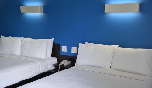 Habitación, 2 camas de matrimonio, accesible para personas con discapacidad
