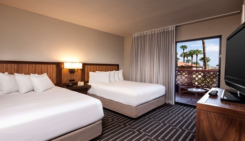 Suite, 2 camas de matrimonio (Falls Location)