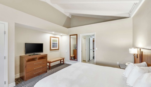 Suite, 1 cama de matrimonio grande, materiales antialérgicos