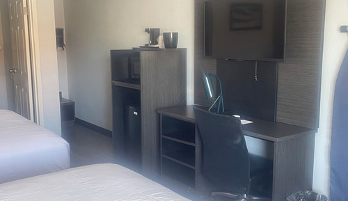 Habitación, 2 camas de matrimonio, accesible para personas con discapacidad, bañera