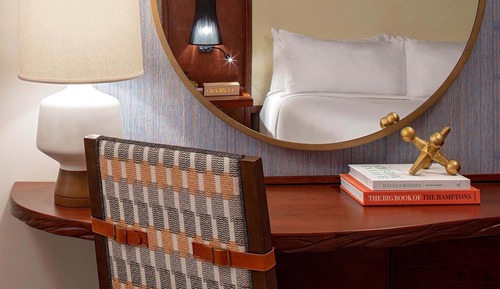 Habitación estándar, 1 cama de matrimonio grande (Mobility/Hearing Access, Roll-In Shwr)