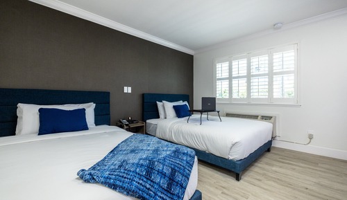 Habitación estándar, 2 camas dobles, no fumadores