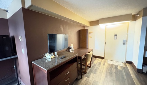Suite, 1 cama de matrimonio, no fumadores (Swift Current)