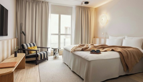 Habitación Deluxe, 1 cama de matrimonio grande, balcón