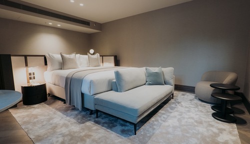 Suite (Lyall)