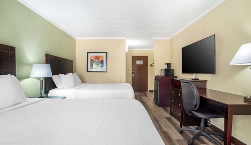 Habitación estándar, 2 camas de matrimonio, accesible para personas con discapacidad, bañera