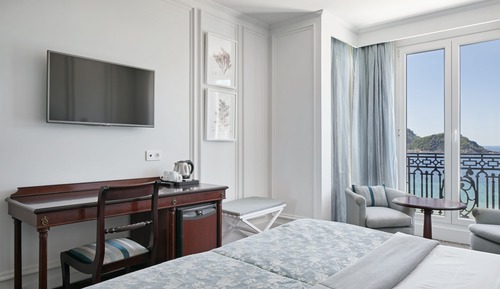 Habitación clásica doble, balcón, vistas al mar