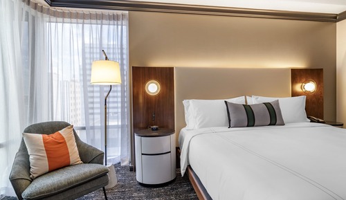Habitación Deluxe, 1 cama de matrimonio grande (roll-in shower)