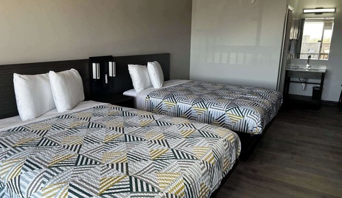 Habitación estándar, 2 camas de matrimonio, accesible para personas con discapacidad, no fumadores