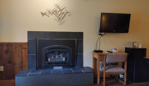 Habitación (Deluxe Room, 1 Queen Bed, Fireplace 1)