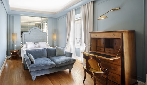 Suite (Penthouse)