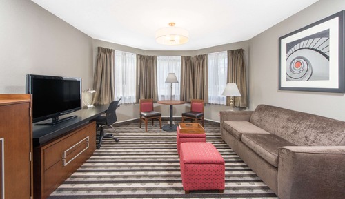 Suite estudio, 2 camas de matrimonio, no fumadores