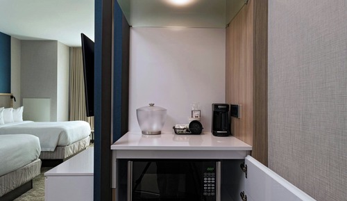 Suite, 1 cama de matrimonio grande con sofá cama