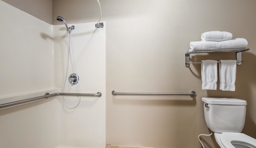 Habitación estándar, 2 camas de matrimonio, accesible para personas con discapacidad (Ground Floor)