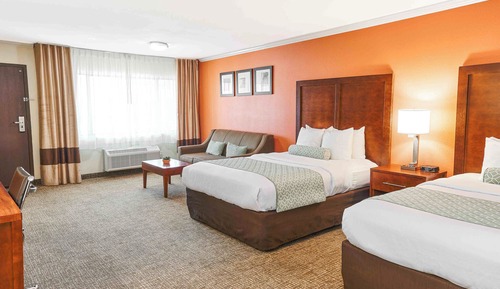 Habitación familiar, 2 camas de matrimonio, no fumadores
