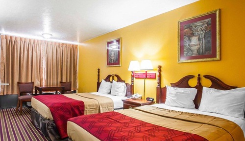 Habitación estándar doble, 2 camas dobles, no fumadores