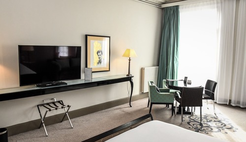 Habitación familiar, 1 cama de matrimonio grande con sofá cama, vistas al mar