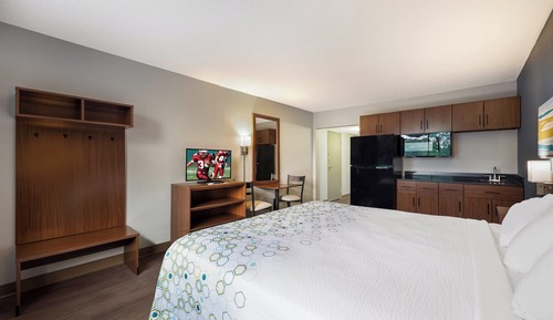 Estudio, 1 cama de matrimonio grande, no fumadores, cocina básica