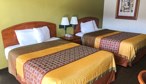 Habitación estándar, 2 camas de matrimonio, fumadores