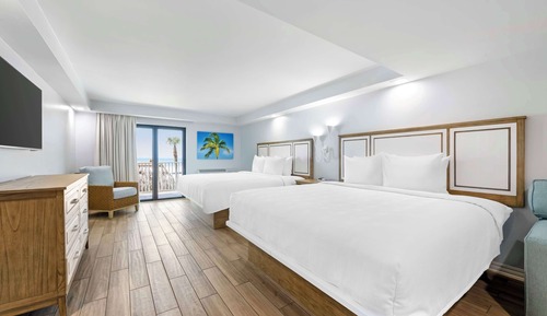 Habitación estándar, varias camas, no fumadores, balcón (with Sofabed;Gulf View)