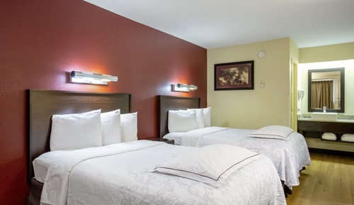 Habitación Premium, 2 camas dobles (Upgraded Bedding & Snack, Smoke Free)