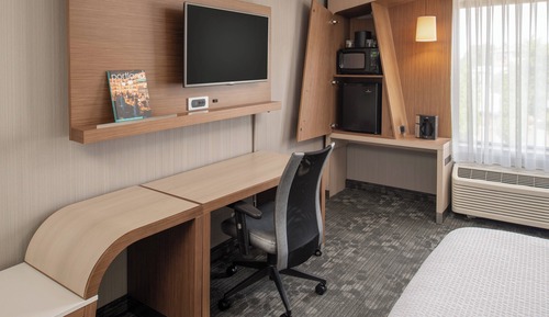 Habitación estándar, 1 cama doble, no fumadores (Mobility/Hearing Access, Roll-in Shwr)