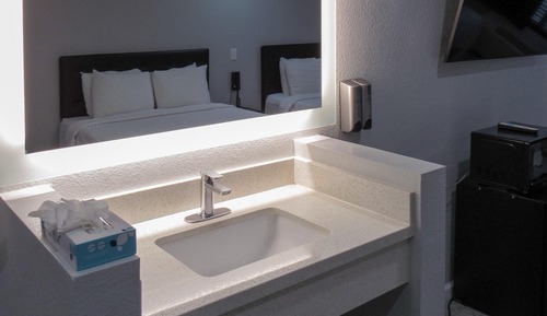 Habitación estándar, 2 camas de matrimonio, no fumadores
