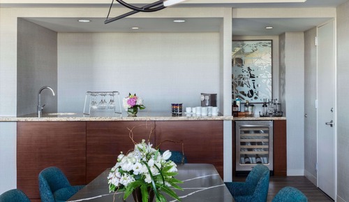 Suite Premier, en una planta alta (Presidential)