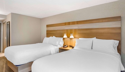 Habitación estándar, 2 camas de matrimonio, no fumadores, frigorífico y microondas (Pet Friendly)