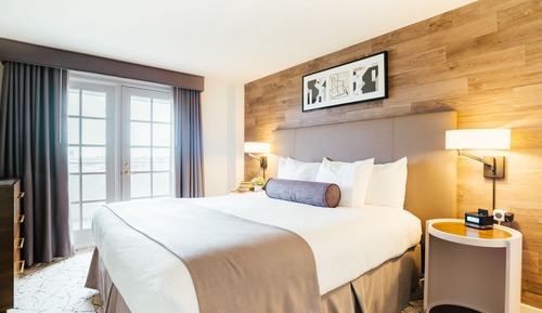 Suite ejecutiva, 1 cama de matrimonio grande con sofá cama (Colorado Suite)