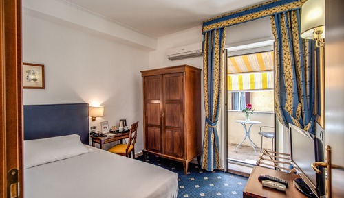 Double Room Single Use - Balcony not guaranteed