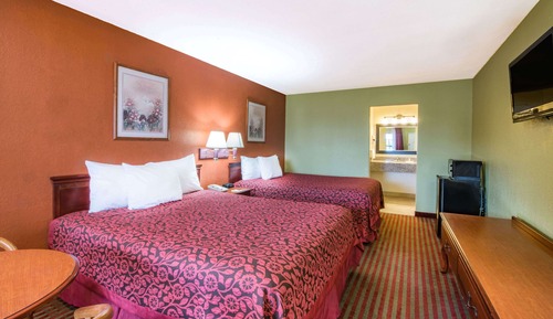 Habitación, fumadores (Multiple Beds with Sofa Bed)