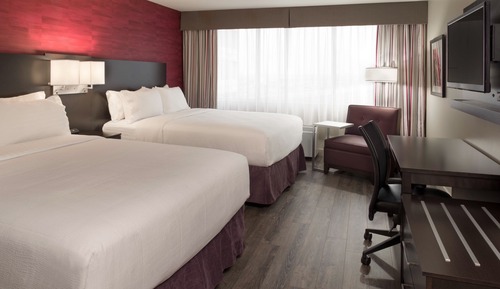 Habitación estándar, 2 camas de matrimonio (Airport View)