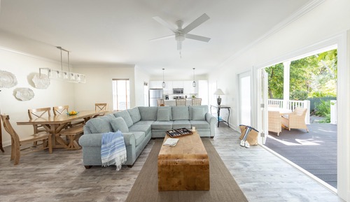 3 Bedroom Premium Home with Pool