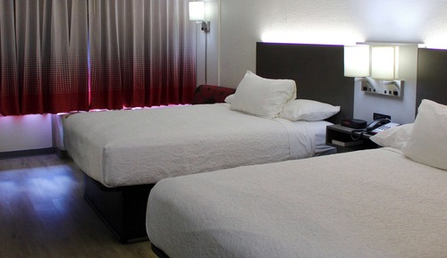 Habitación, 2 camas dobles, accesible para personas con discapacidad (Mobility Accessible)