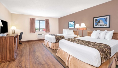 Suite estudio, 2 camas de matrimonio, no fumadores