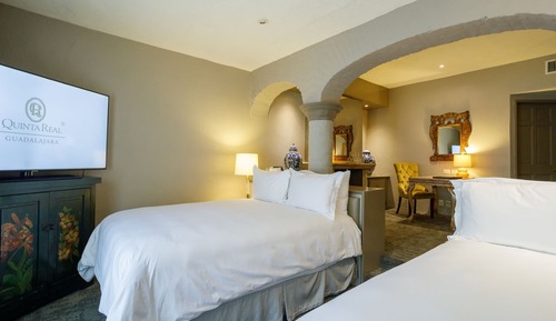 Master Suite Dos Camas
