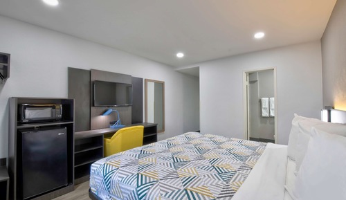 Suite estándar, 1 cama de matrimonio grande, accesible para personas con discapacidad, no fumadores