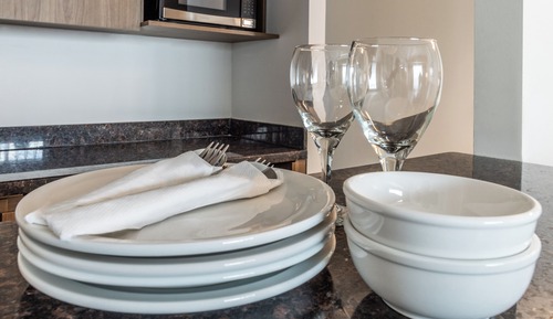 Suite, 1 cama de matrimonio grande con sofá cama, cocina básica, en esquina