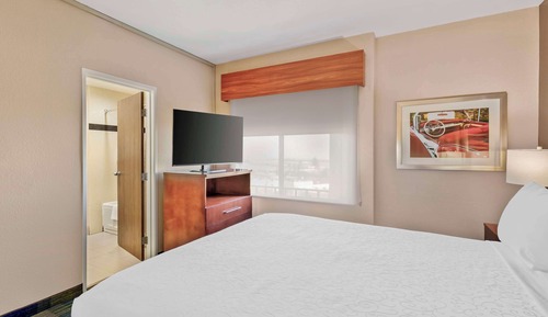 Suite, 1 cama de matrimonio grande, no fumadores, bañera de hidromasaje (with Sofabed)