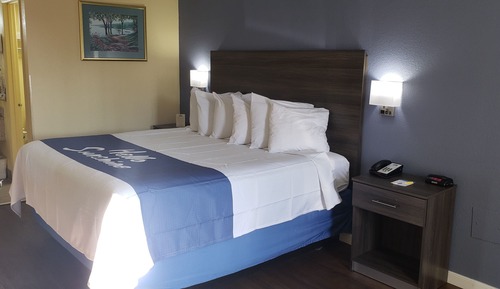 Habitación, 1 cama de matrimonio grande, no fumadores (Mobility, Roll-in Shower)