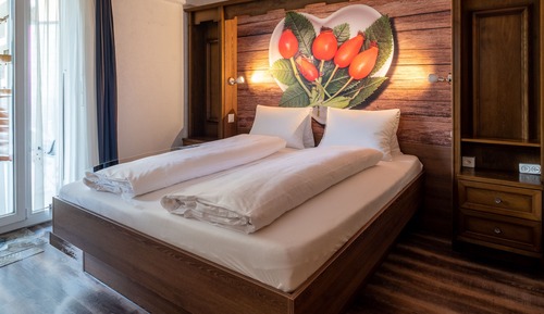 Habitación de diseño doble, 1 cama de matrimonio, balcón, vistas a la montaña
