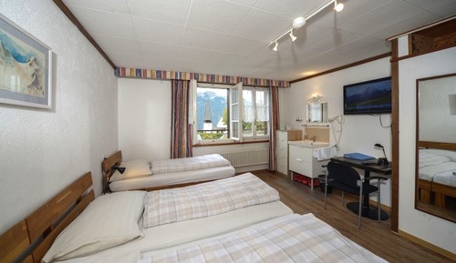 Habitación triple estándar, baño privado