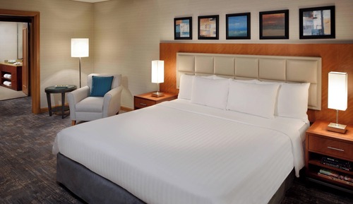 Suite, 1 cama de matrimonio grande, fumadores (Amiri Suite, Club Lounge Access)